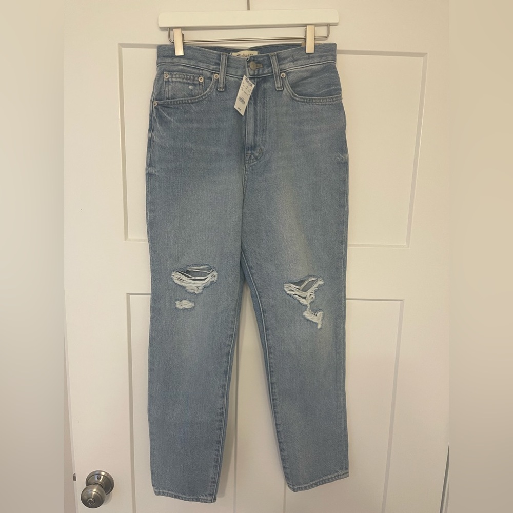 NWT Madewell Distressed Straight Leg Mom Jeans
